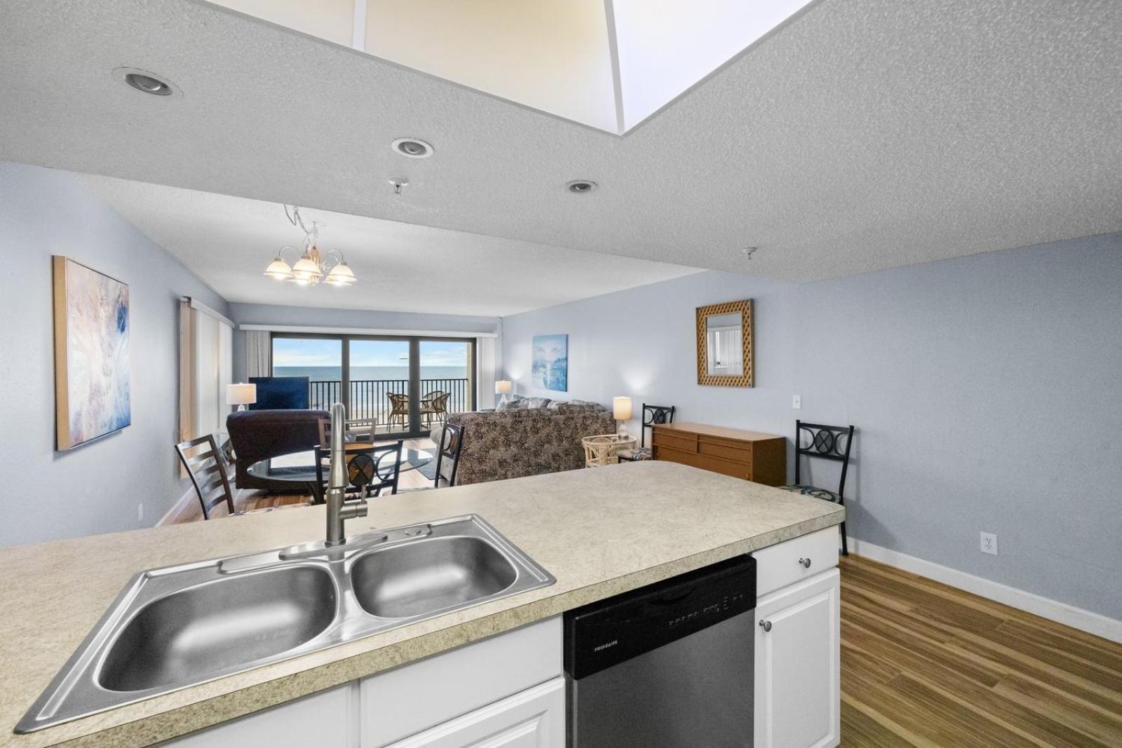 201 Sandy Shores Condos セント・ピート・ビーチ エクステリア 写真