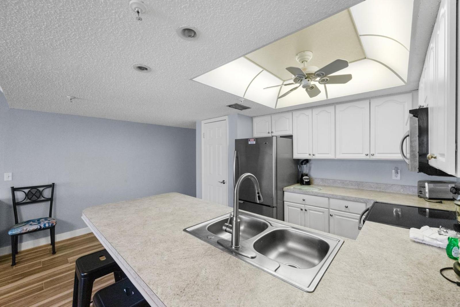 201 Sandy Shores Condos セント・ピート・ビーチ エクステリア 写真